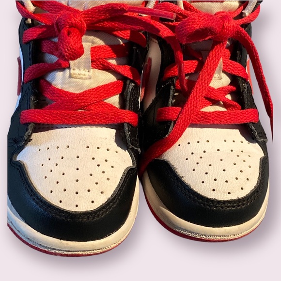 Nike - Air Jordan 1 TD Mid Very Berry Black Red White Size 7C Toddler KIDS - Picture 6 of 11